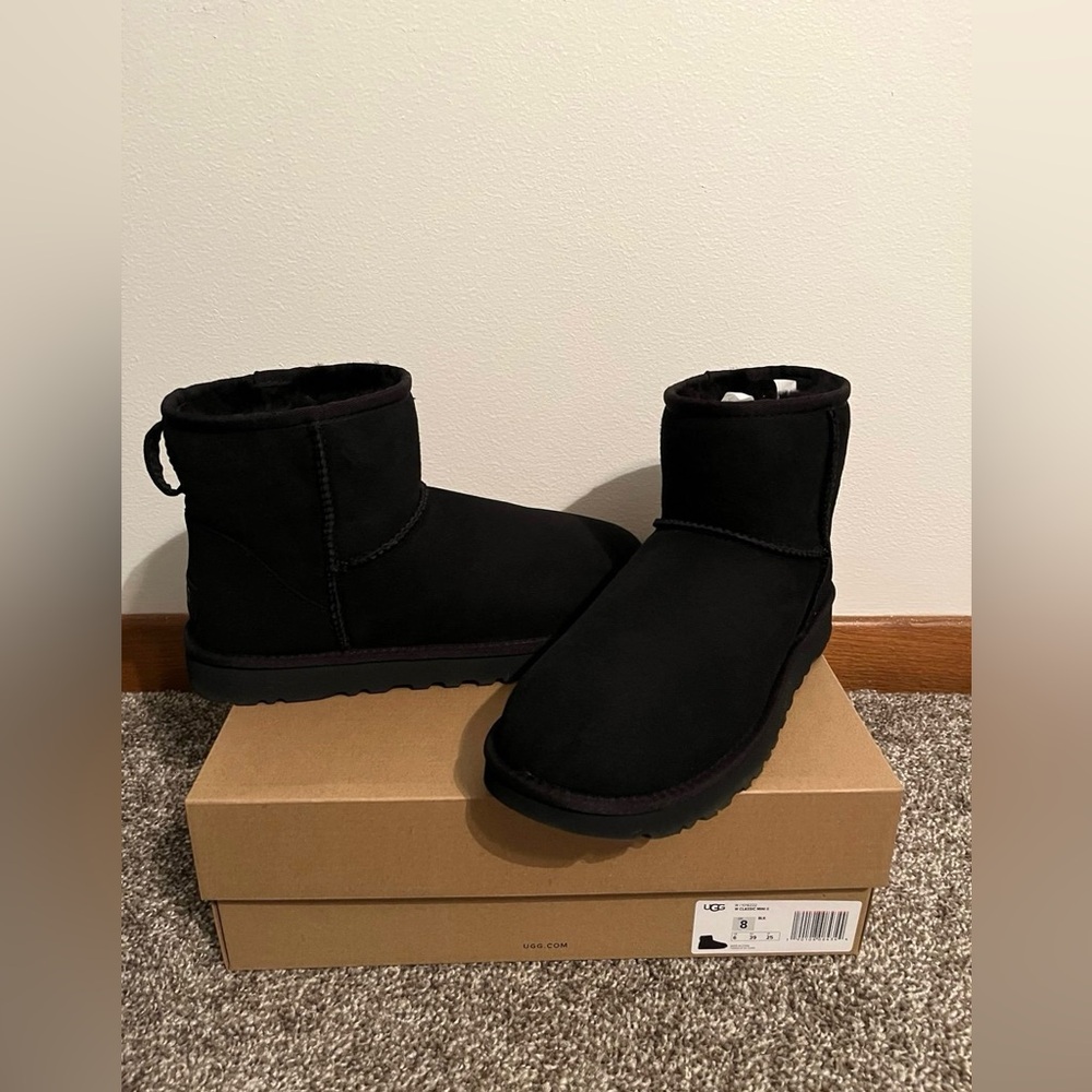 Brand New Black Short Ugg Boots- Size 8